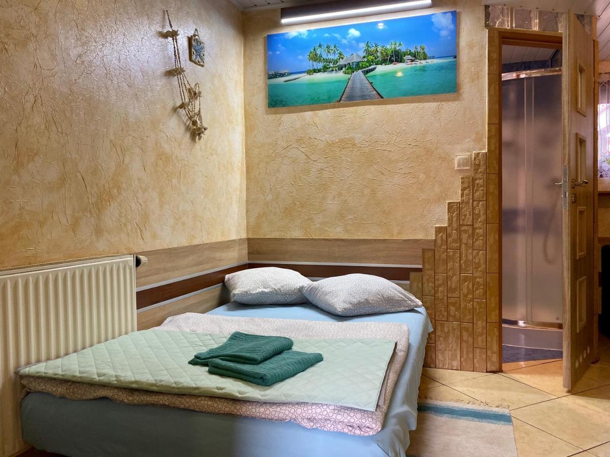 Pokoje Goscinne Gniezno Bagian luar foto