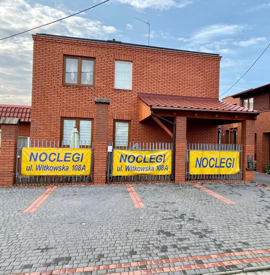 Pokoje Goscinne Gniezno Bagian luar foto